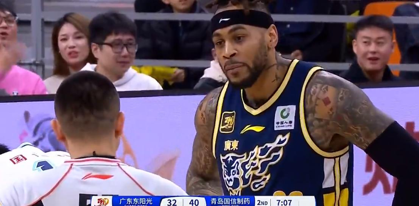 广东队成为本场最大亮点，全国篮球锦标赛瞬间破防，高光操作的简单介绍