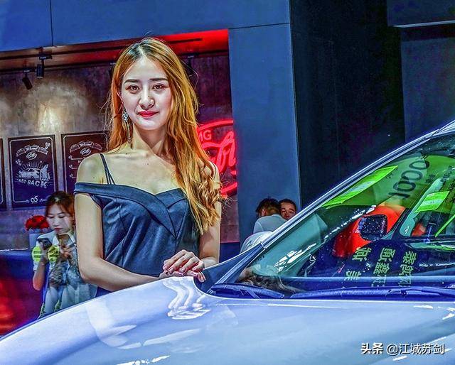 比赛过程中的波澜起伏，吸引了观众的眼球