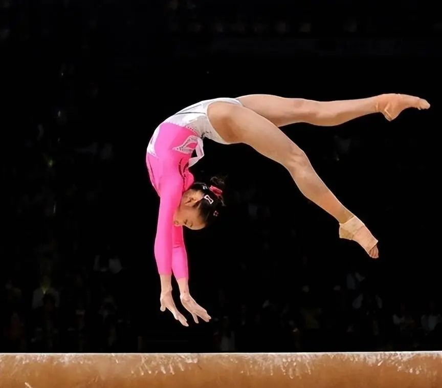 米兰体育在线-关于体操女子自由体操决赛中国选手崭露头角的信息