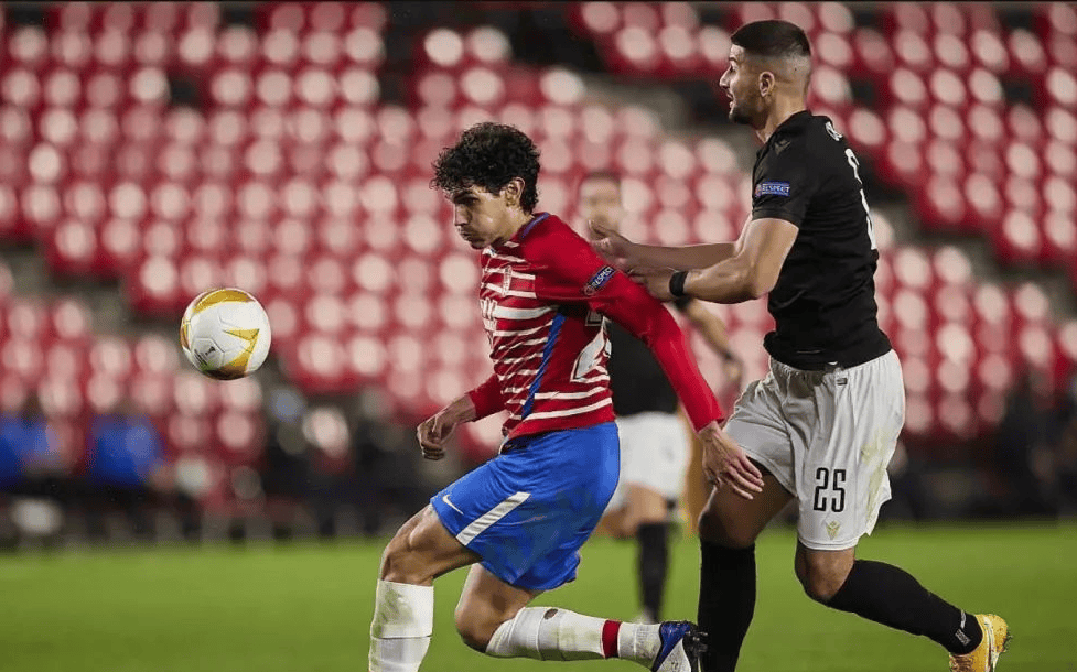 斯图加特客战汉诺威,艰难取胜 斯图加特客战汉诺威,艰难取胜