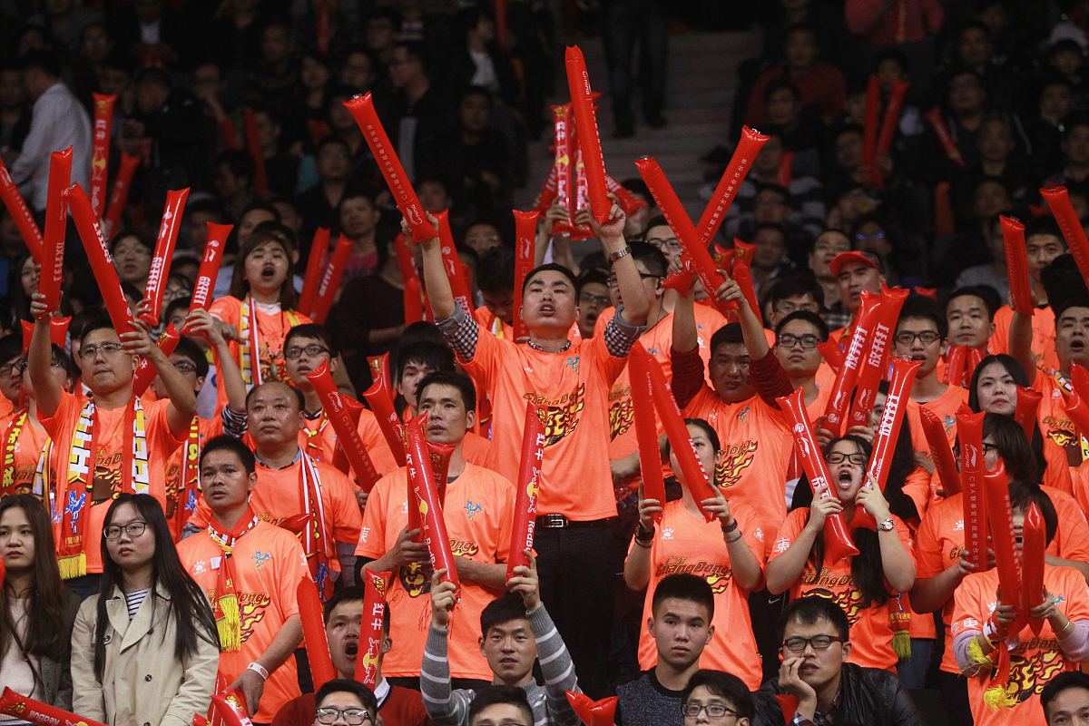 米兰体育地址-青岛队在昨晚比赛中取得胜利，实力得到认可