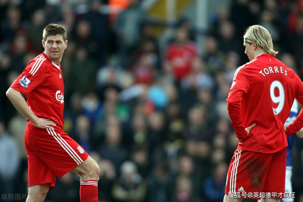 米兰体育官方-阿贾克斯主帅分析球队在英超比赛中的表现