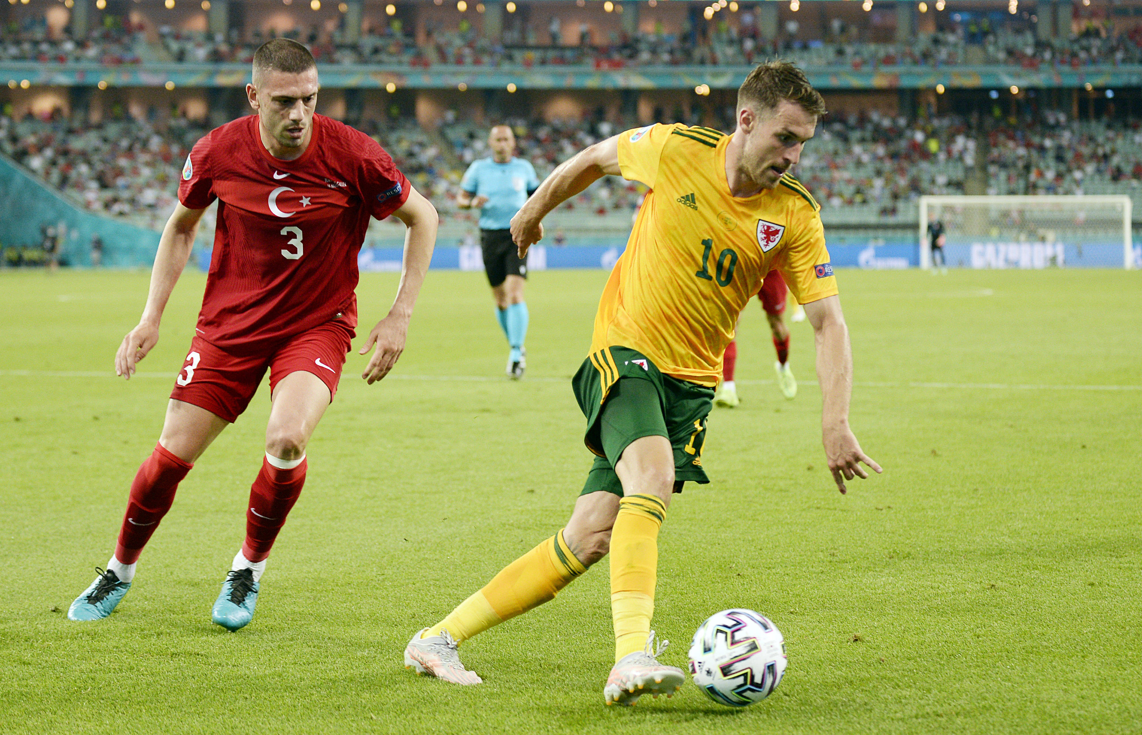 米兰体育官方-瑞典队在欧国联比赛中大获全胜