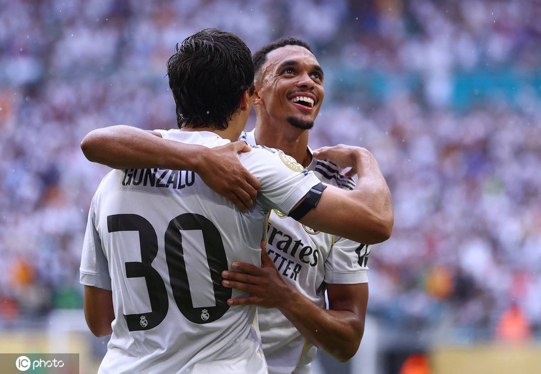 关于尤文图斯主场惨败，晋级形势岌岌可危的信息