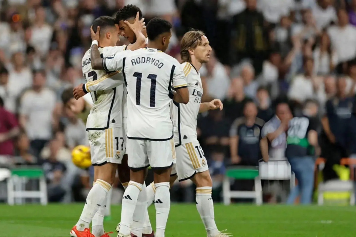 米兰体育官网入口-马德里竞技惊险晋级，表现亮眼令人期待的简单介绍