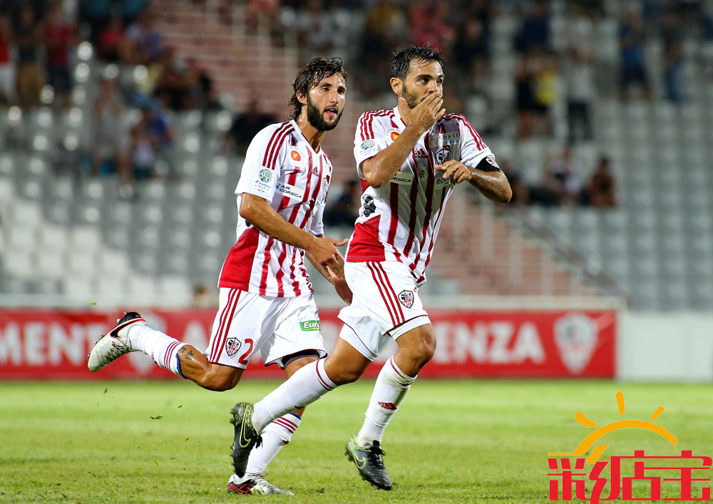 关于朗斯主场大胜，保级形势有望改观的信息