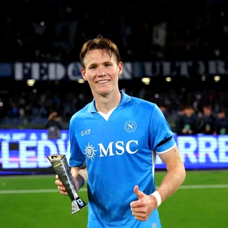 关于孔蒂扬言拜仁欧冠冠军重返巅峰的信息