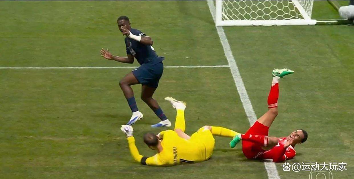 米兰体育app下载-巴黎圣日耳曼艰难晋级，欧冠关键比赛惊险收官